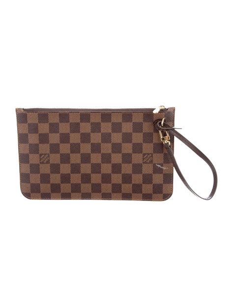louis vuitton never full pouch
